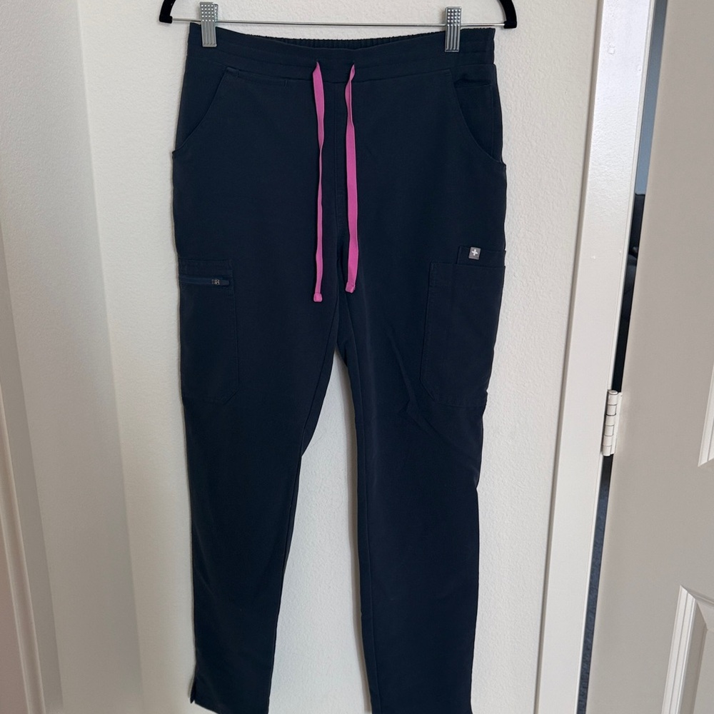 Figs Yola Night Sky Scrub Pants